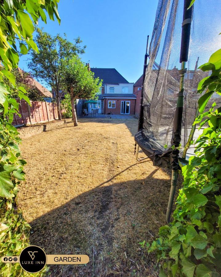 Holiday home Large 5 Brh For Contractors,families And Business Free Parking Birmingham